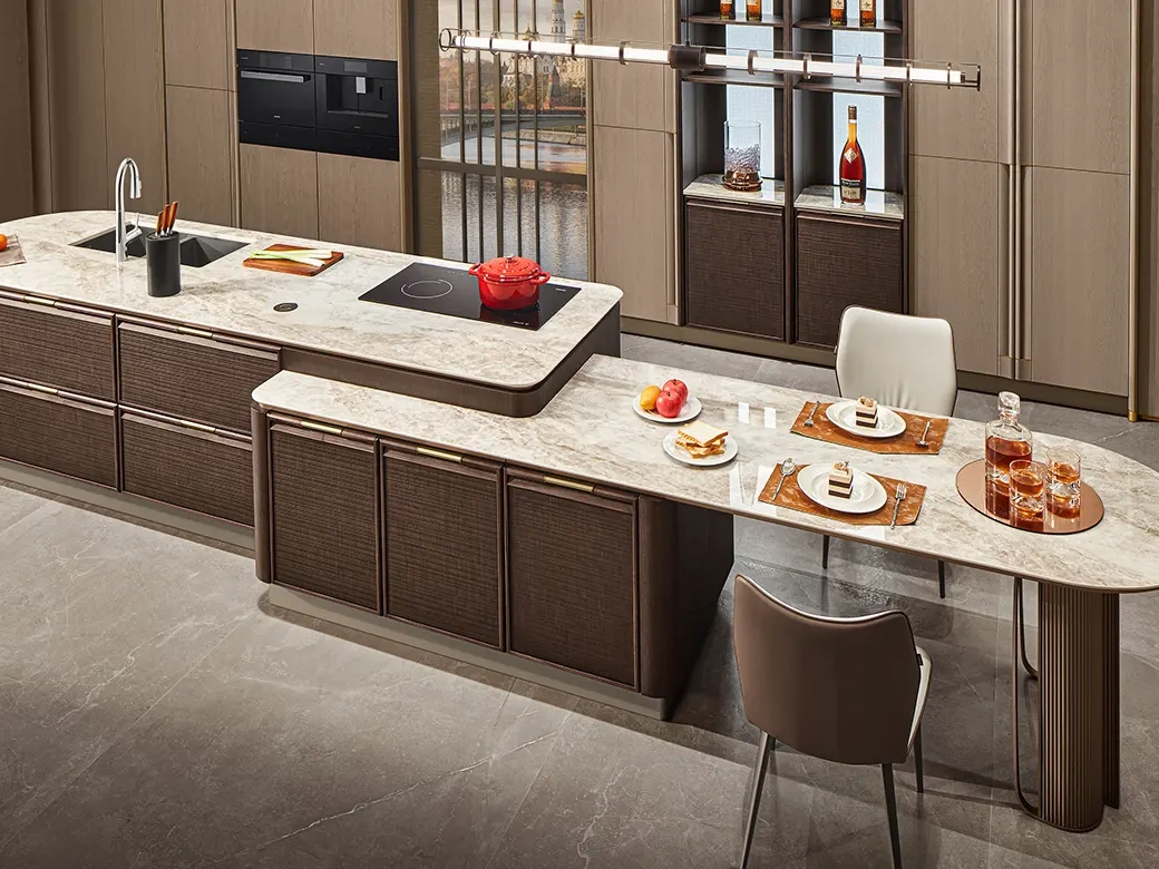 Tủ bếp gỗ Veneer Ý cao cấp có đảo bếp – POLYNESIA